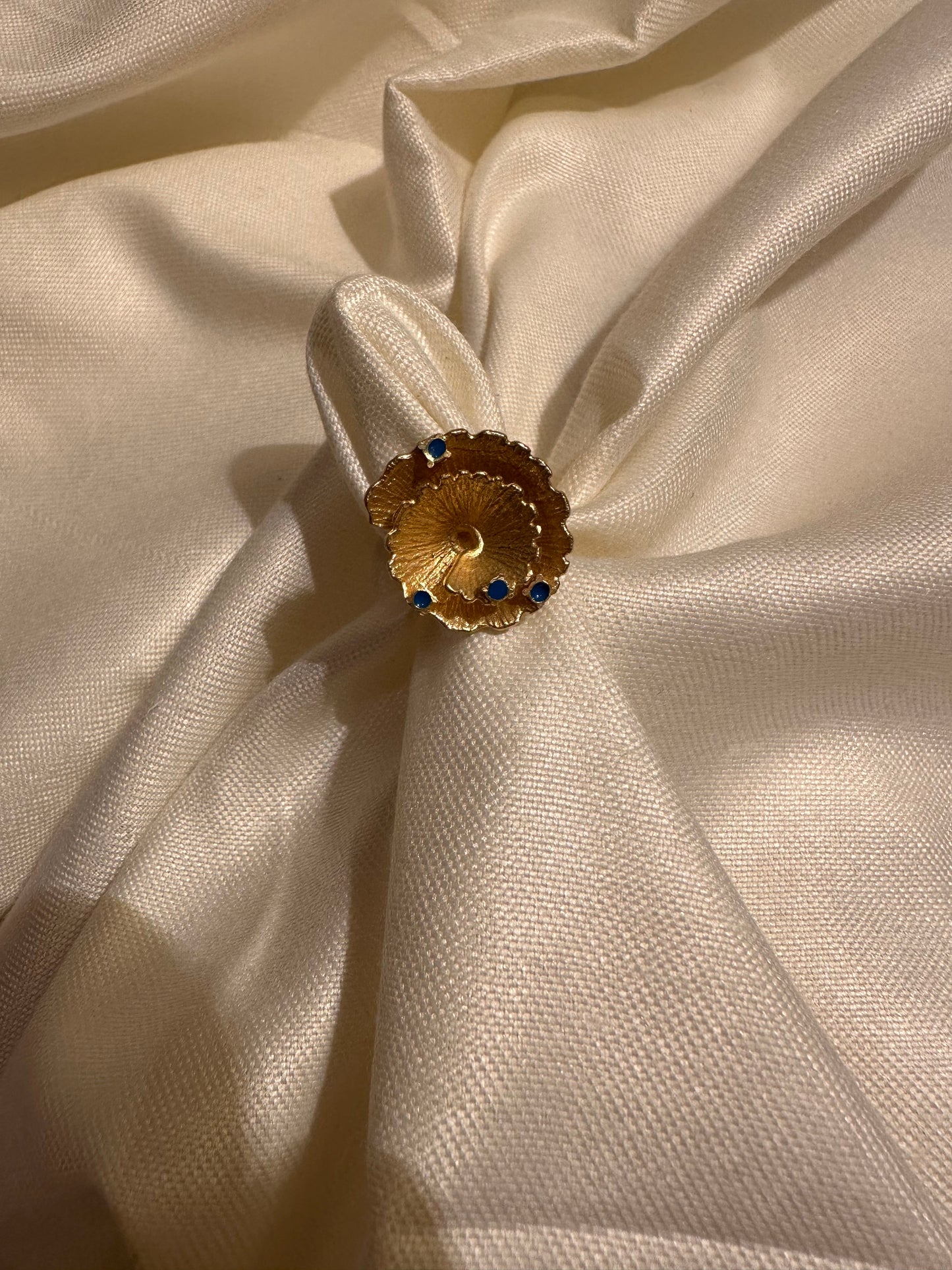 Spiral ring