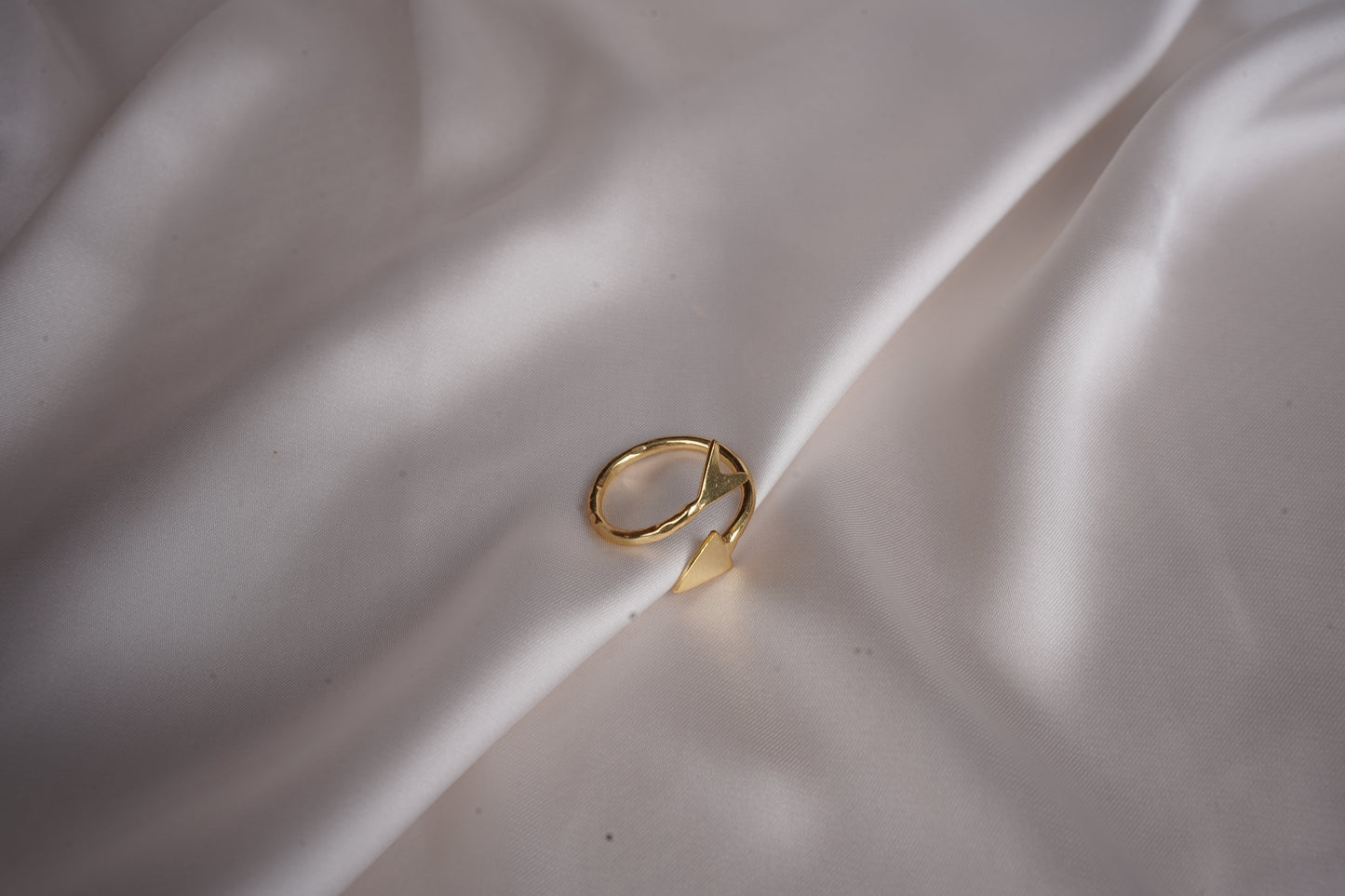 Arrow Ring
