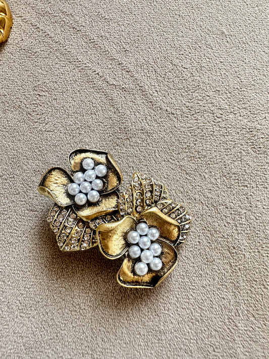 Flower Girl Pearl Earring