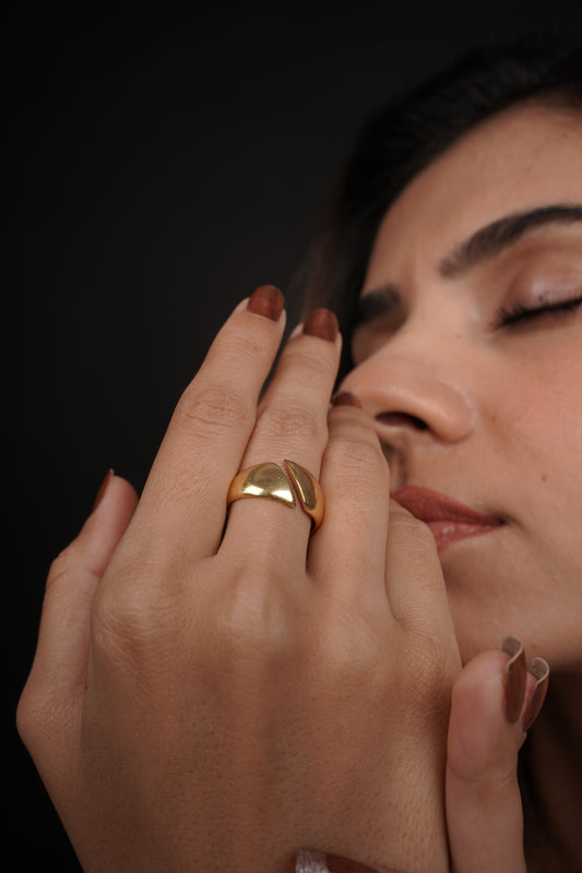 Claw Ring