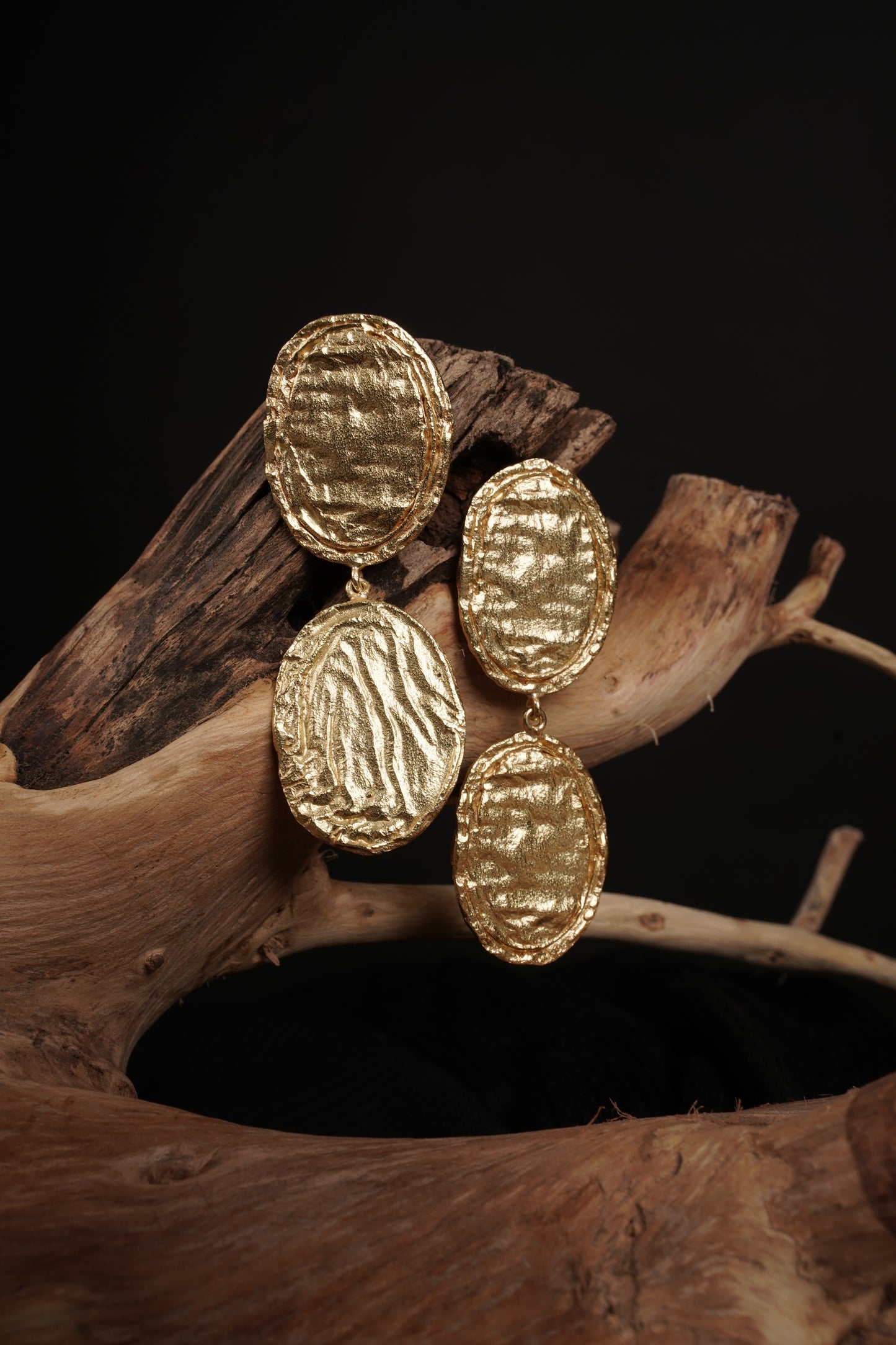 Gol Dangler Earring