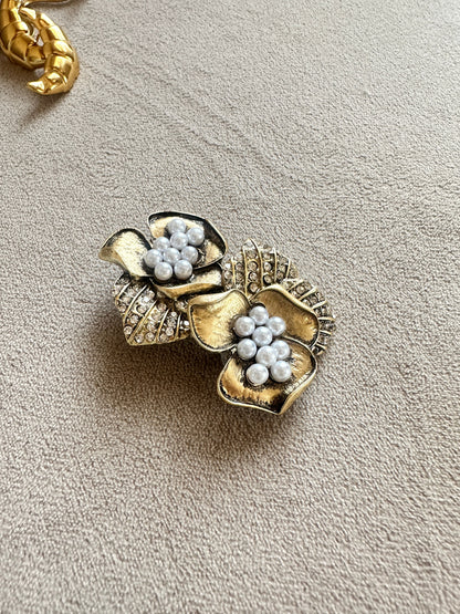 Flower Girl Pearl Earring.