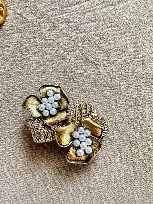 Flower Girl Pearl Earring.