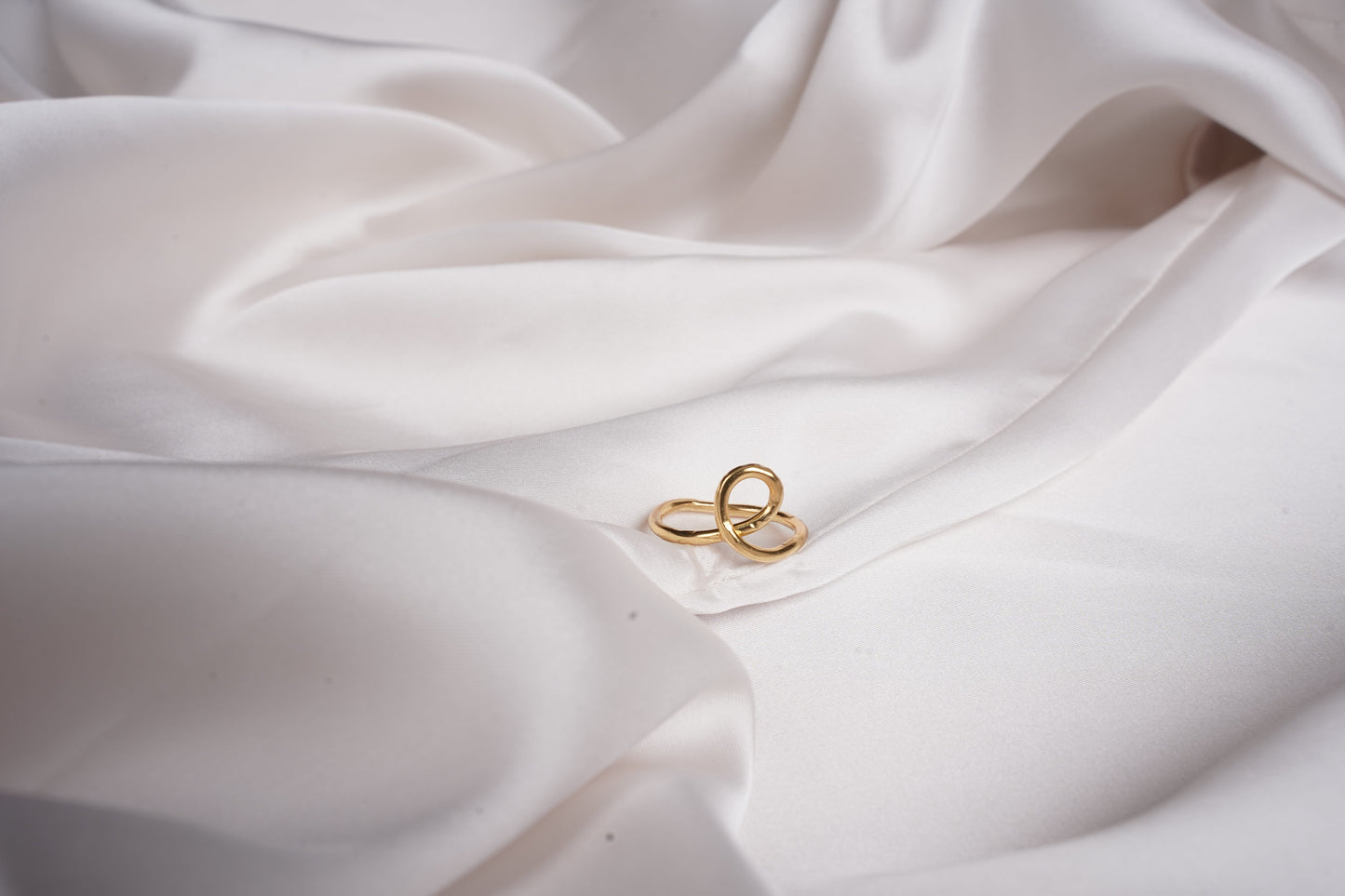 Half Infinity Ring.