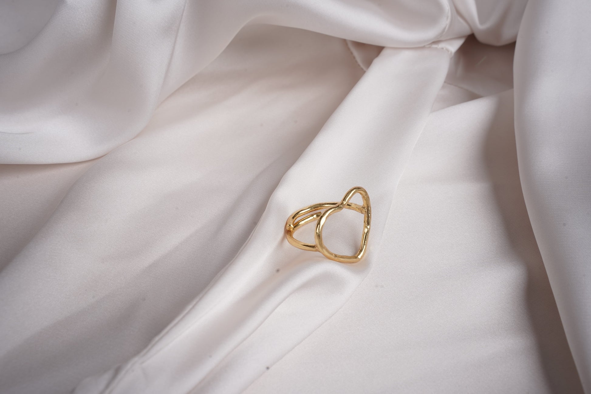 Love Ring.