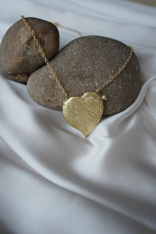 Mojew Statement Love Pendant.