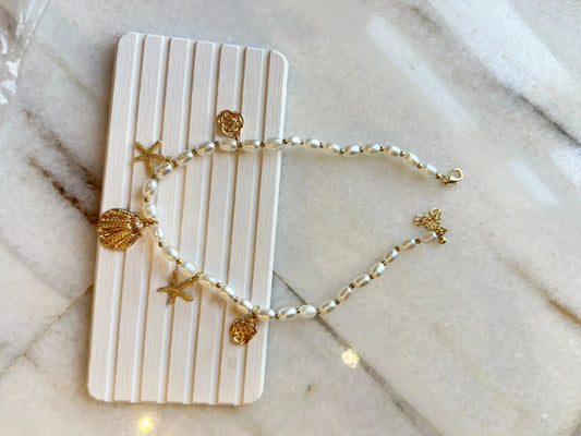 Gilli Island Necklace