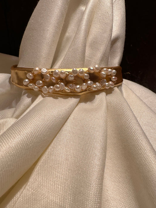 Ranisa Choker.