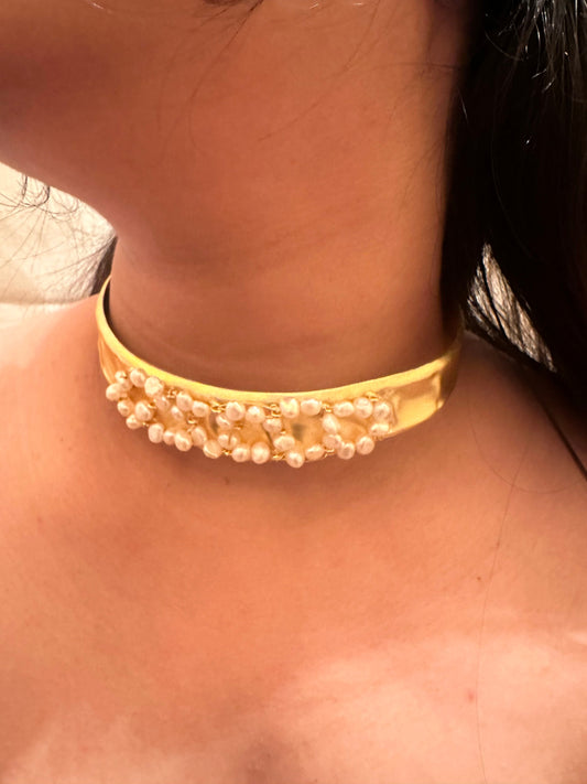 Ranisa Choker.