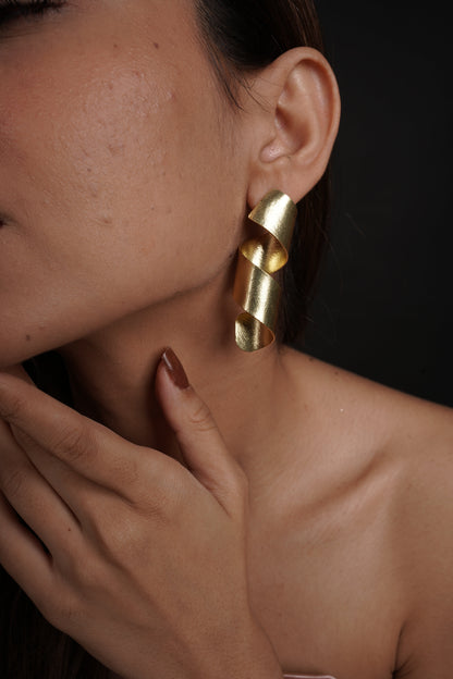 Twisted Earring Mojewindia